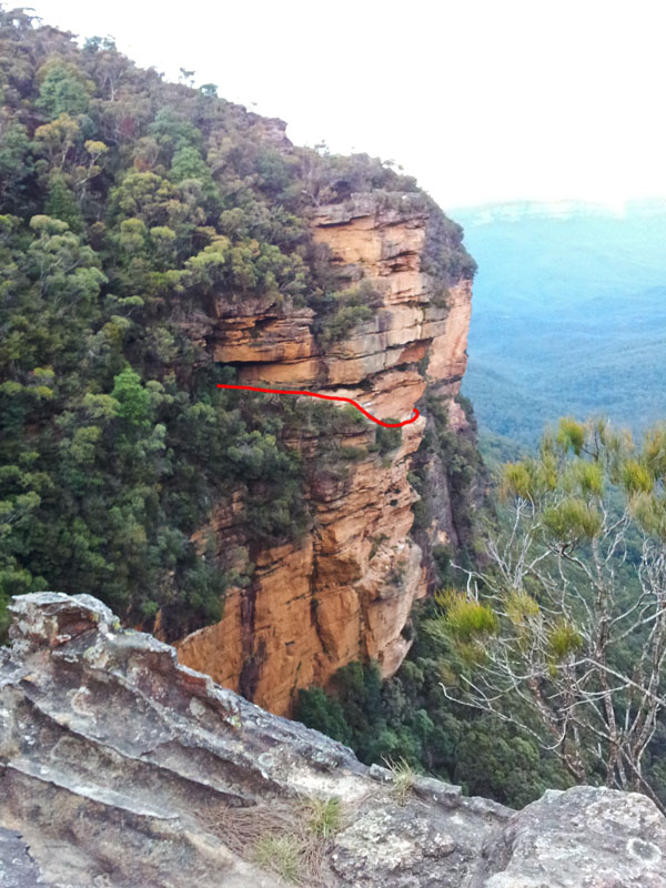 walking down to Wentworth Falls