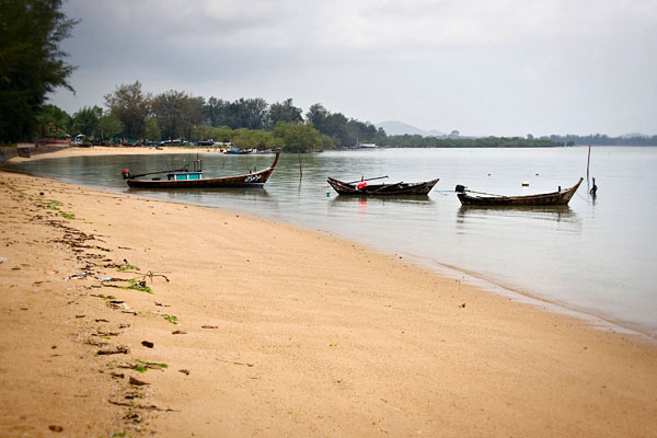 long tail boats