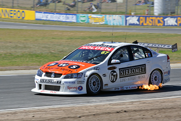 Paul Morris driving a Team Sirromet Wines VE Commodore