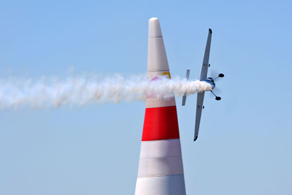 rounding a pylon