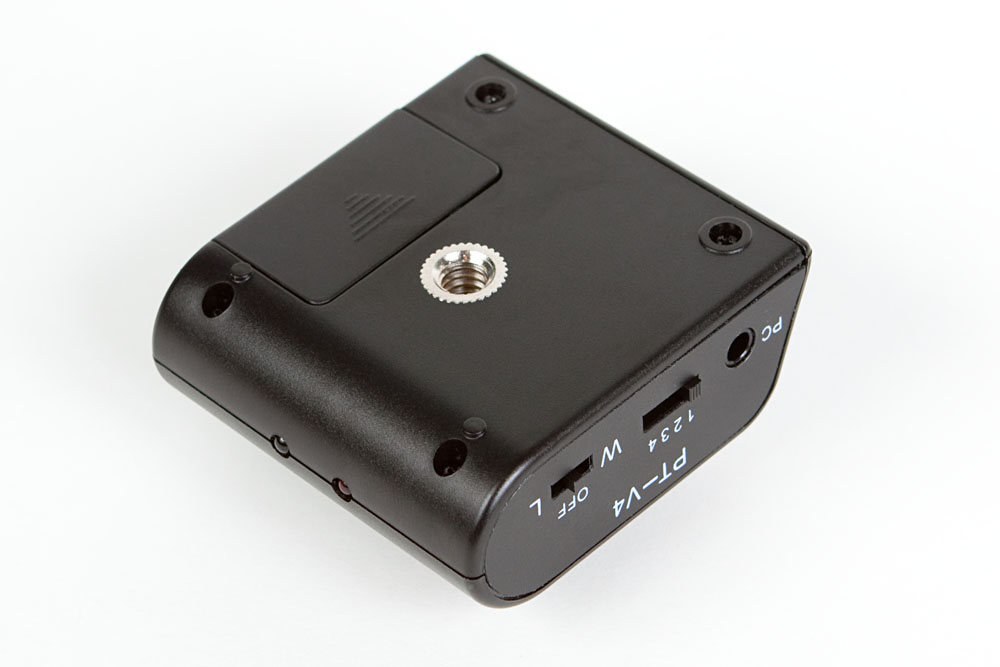 underside of the receiver, showing the threaded 1/4" socket