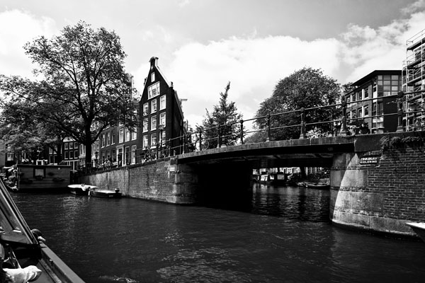 bridge over the Bloemgracht
