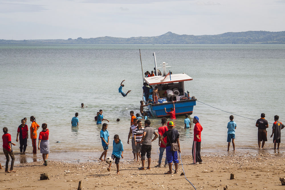 jumping off a fishing boat