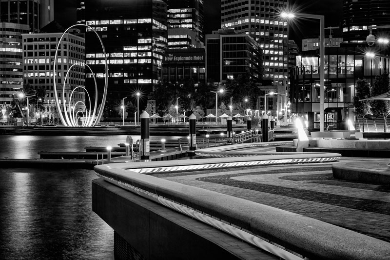 walkway lighting at Elizabeth Quay