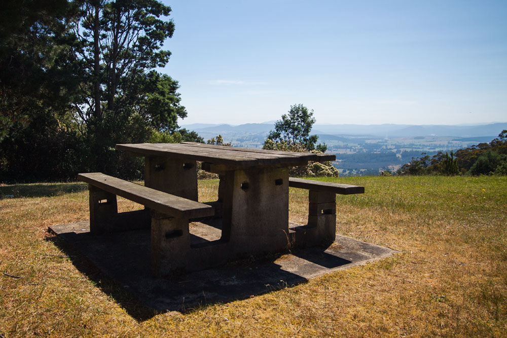 picnic bench