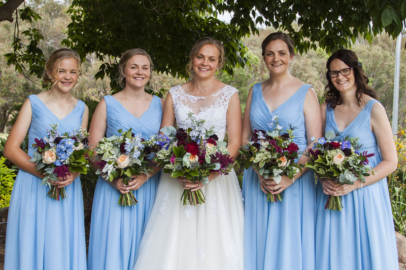 Aliesha with maid of honour and bridesmaids Aliesha with maid of honour and bridesmaids